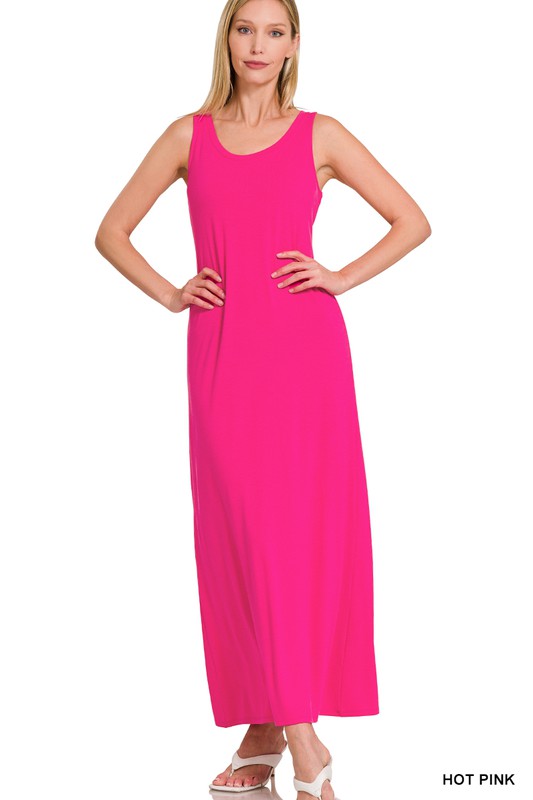 SLEEVESS FLARED SCOOP NECK MAXI DRESS